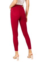 Judy Blue Tummy Control Skinny Jeans – Flattering, Comfy & Stylish