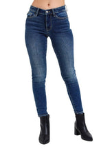 Judy Blue Mid Rise Waist Skinny Jeans with Pockets