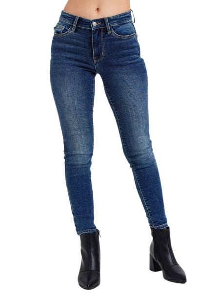 Judy Blue Mid Rise Waist Skinny Jeans with Pockets