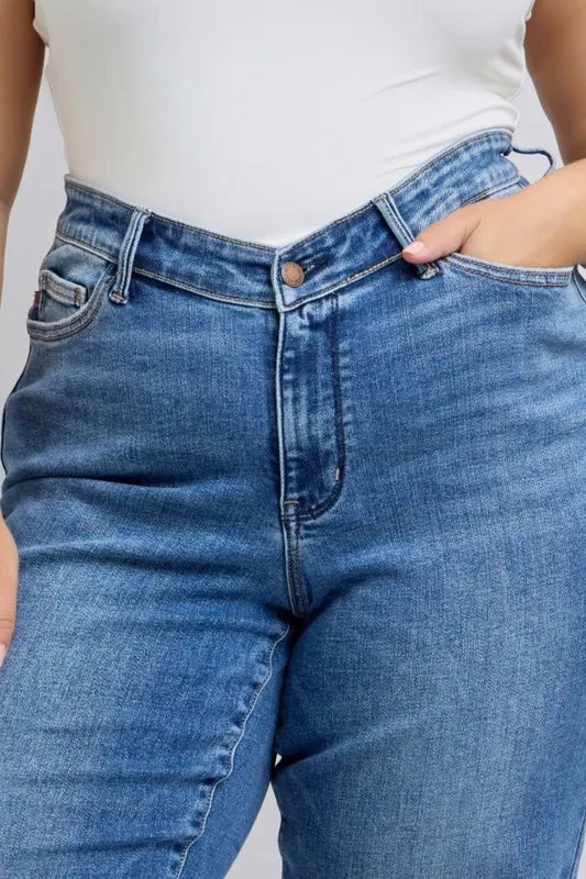 Judy Blue Women's High Waist V-Front Vintage Wash Straight Jeans Plus Size
