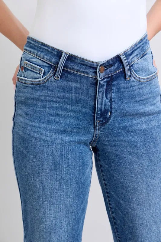 Judy Blue Women's High Waist V-Front Vintage Wash Straight Jeans Plus Size