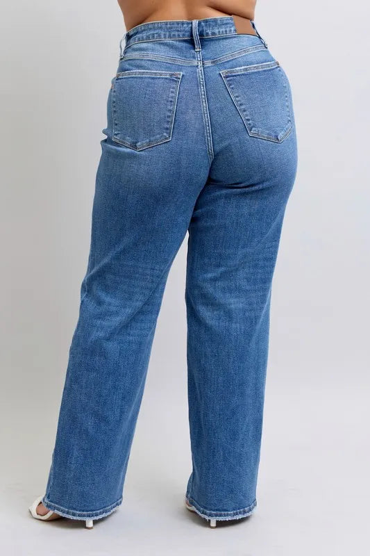Judy Blue Women's High Waist V-Front Vintage Wash Straight Jeans Plus Size