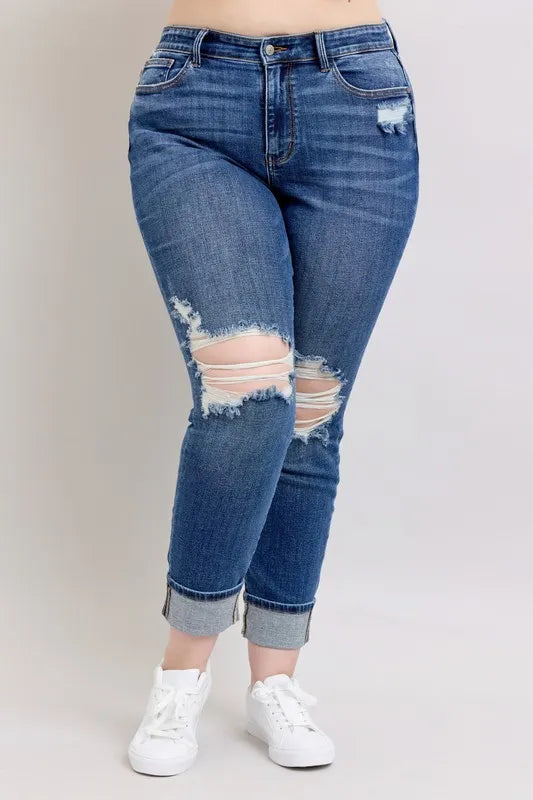 Judy Blue Women's Mid Rise Boyfriend destroy Jeans with Yoke Pockets Plus Size