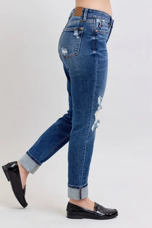 Judy Blue Women's Mid Rise Boyfriend destroy Jeans with Yoke Pockets Plus Size