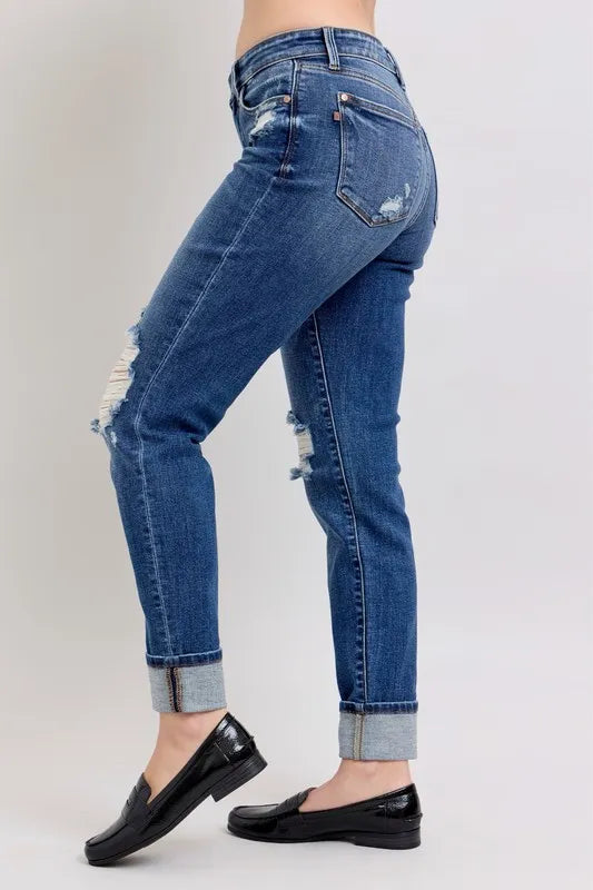 Judy Blue Women's Mid Rise Boyfriend destroy Jeans with Yoke Pockets Plus Size