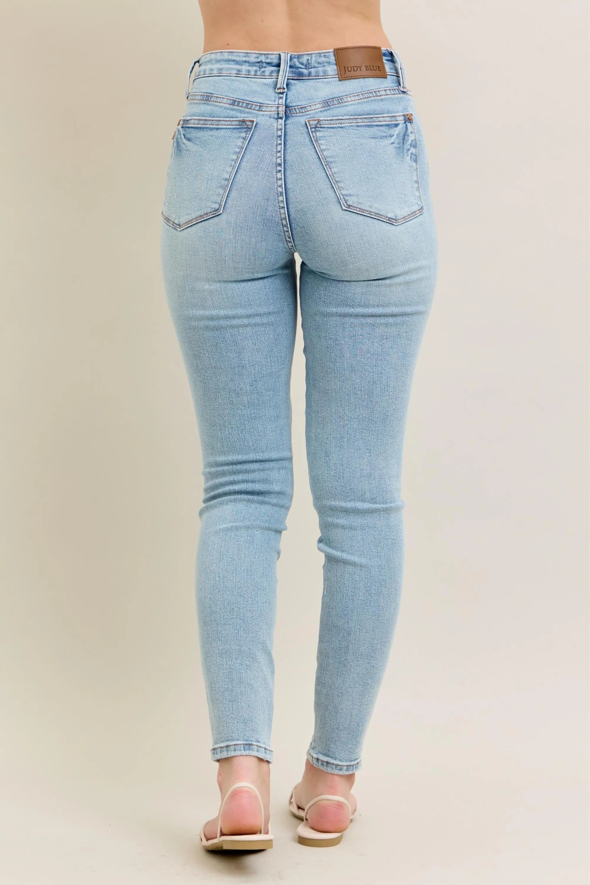 Judy Blue Women's Mid Rise Tummy Control Vintage Wash Skinny Jeans Plus Size
