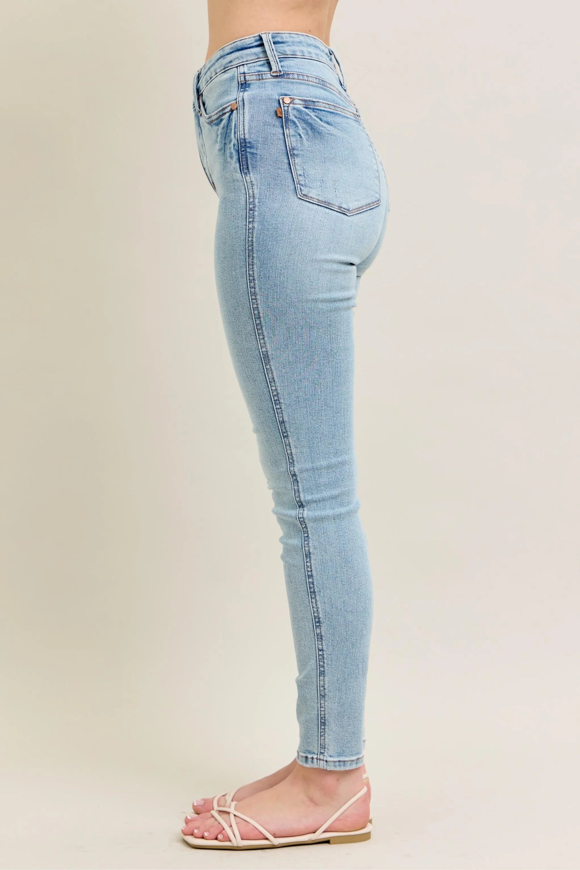 Judy Blue Women's Mid Rise Tummy Control Vintage Wash Skinny Jeans Plus Size
