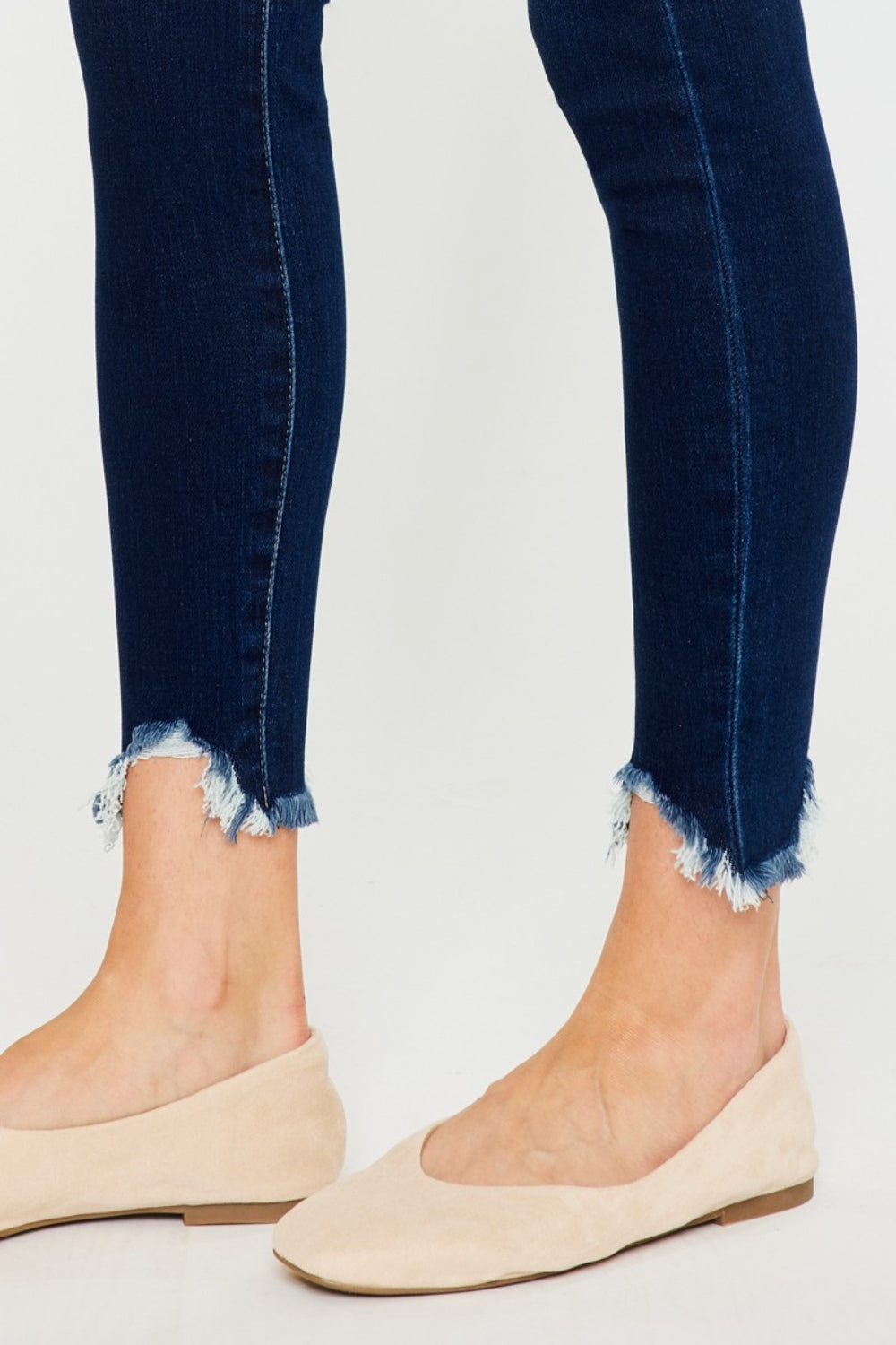 Kan Can High Rise Frayed Ankle Skinny Jeans