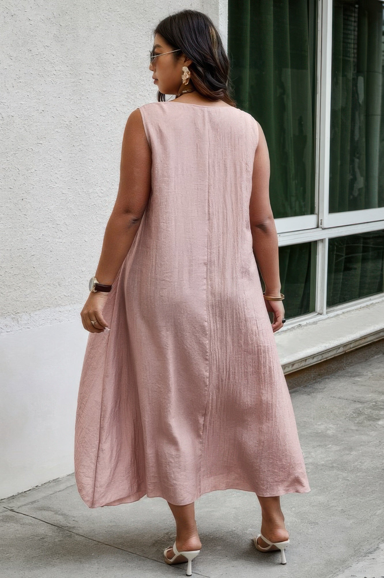 Plus-Size Sleeveless Wrap Dress — Flattering, Breathable & Elegant