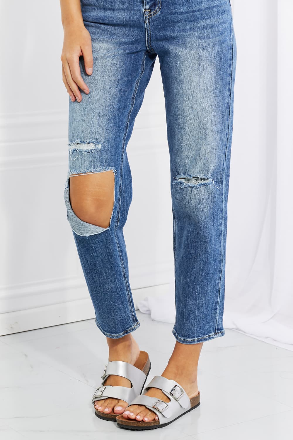 Risen Emily High Rise Relaxed Distressed Cropped Jeans