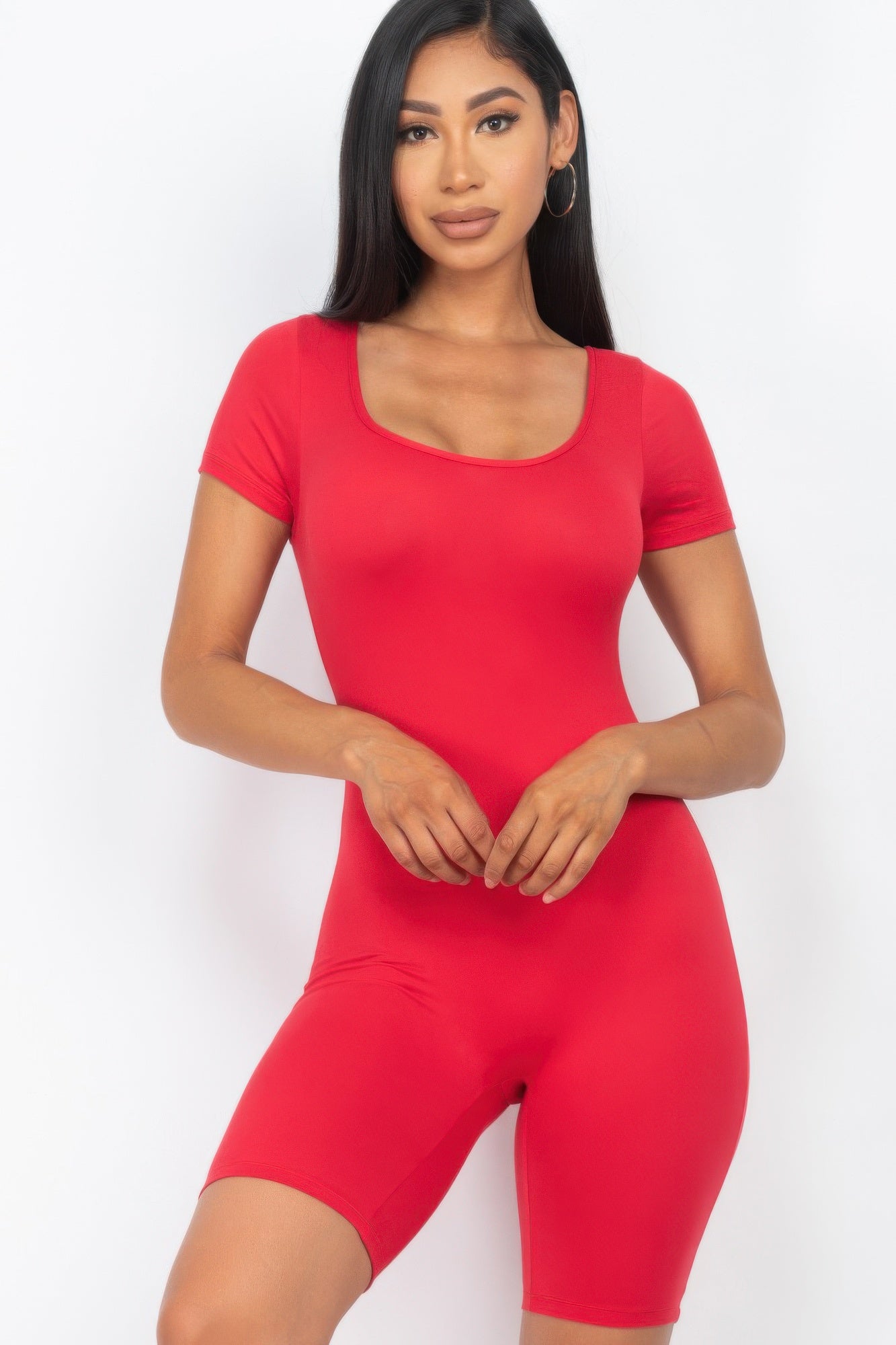 Short Sleeve Scoop Neck Bodycon Romper – Sleek, Stretchy & Stylish