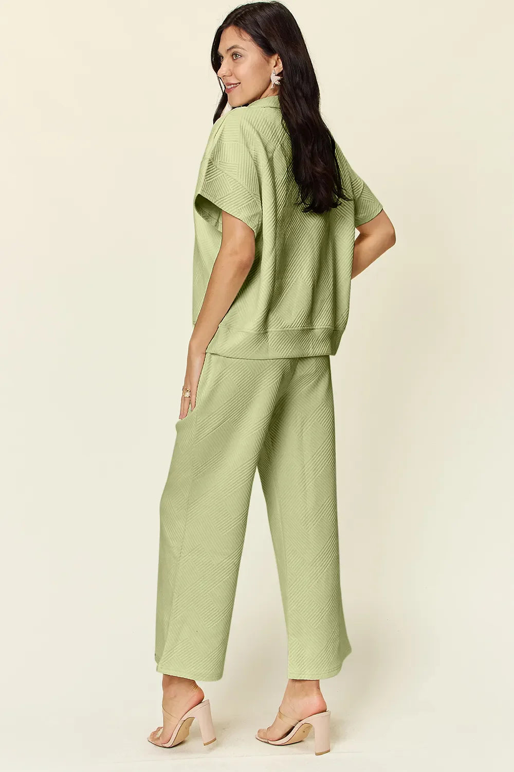 Textured Half-Zip Top & Pants Set – Sporty, Comfy & Stylish