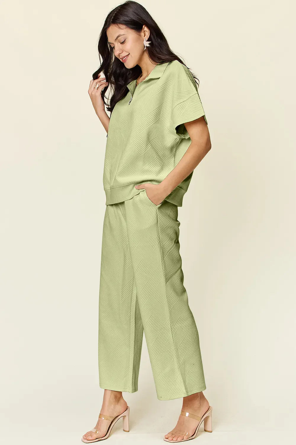 Textured Half-Zip Top & Pants Set – Sporty, Comfy & Stylish