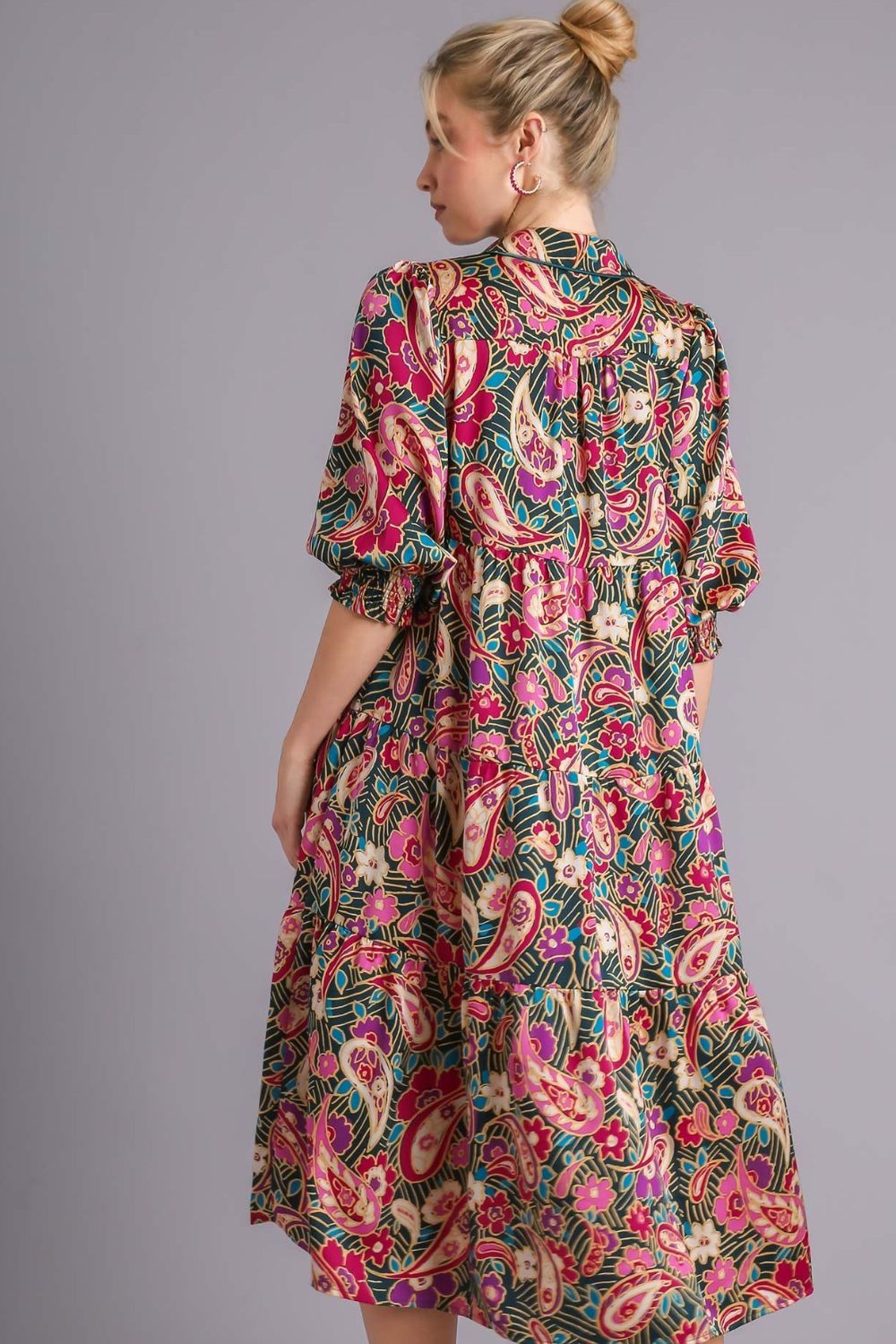 Umgee Paisley Print Satin Tiered Midi Dress