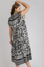 Umgee Two Tone Border Print Ruffle Cap Sleeve Midi Dress